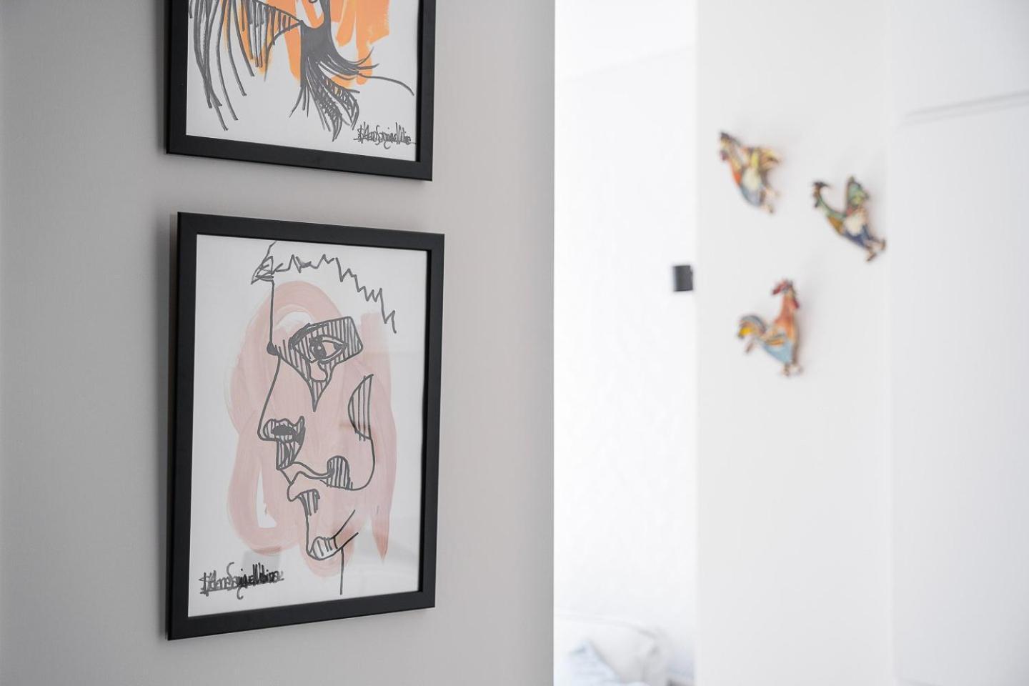 Guestready - Quental Wallpaper Near Marques Square Porto Bagian luar foto