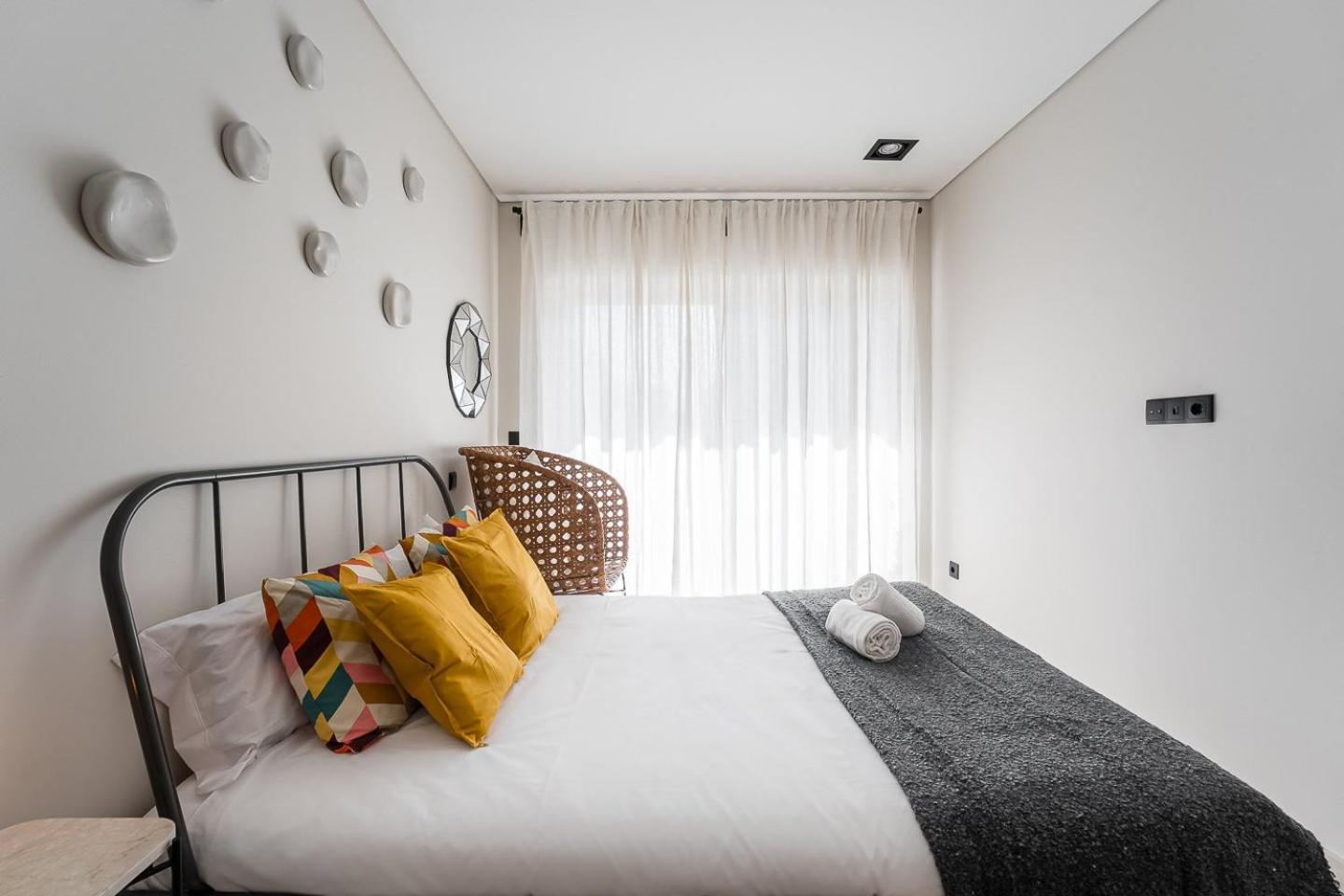 Guestready - Quental Wallpaper Near Marques Square Porto Bagian luar foto