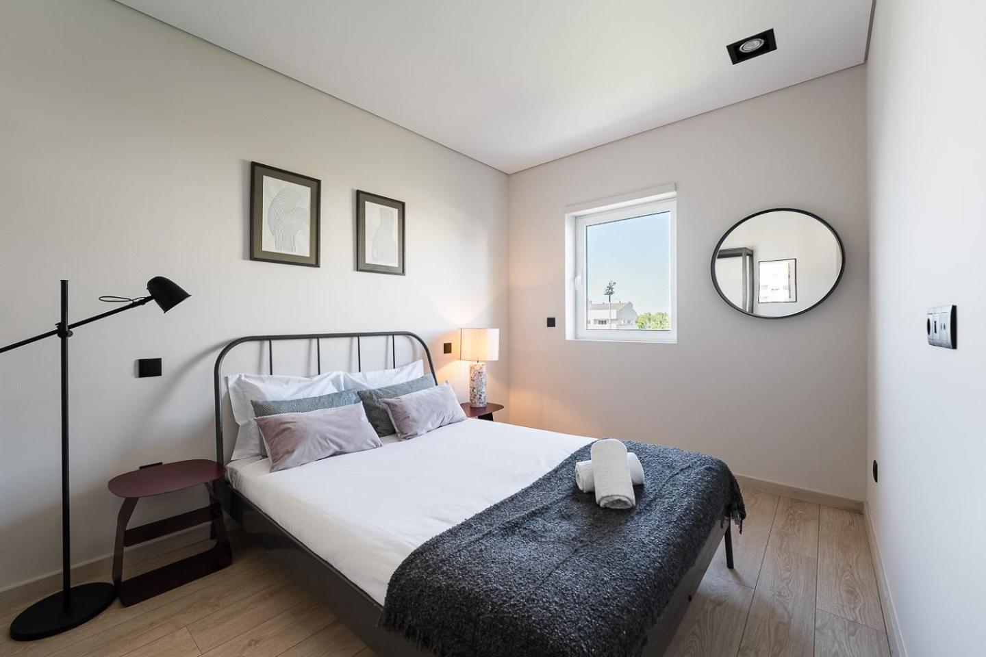 Guestready - Quental Wallpaper Near Marques Square Porto Bagian luar foto