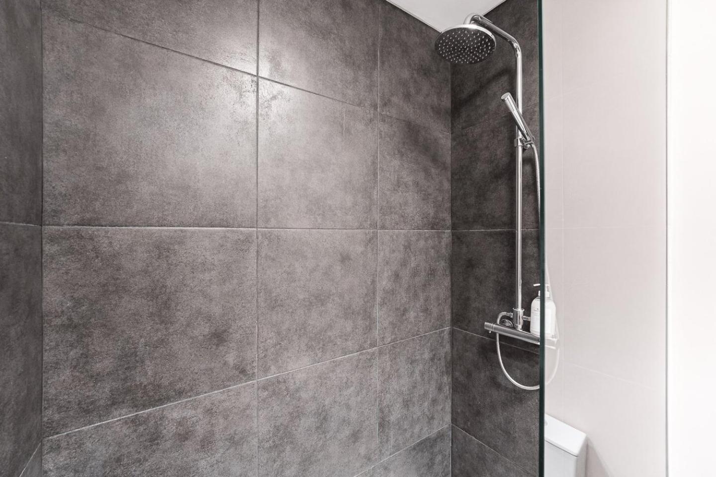 Guestready - Quental Wallpaper Near Marques Square Porto Bagian luar foto