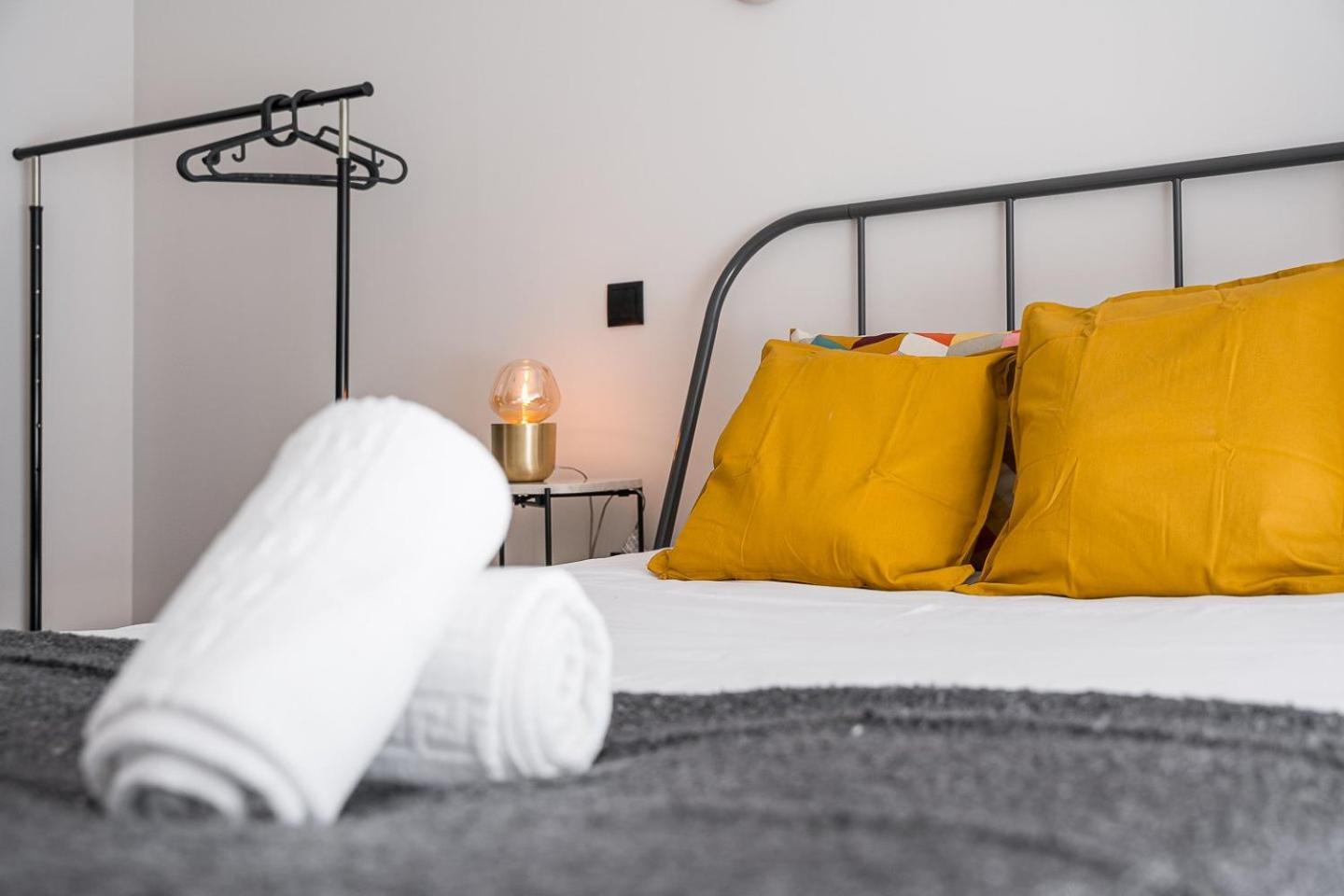 Guestready - Quental Wallpaper Near Marques Square Porto Bagian luar foto
