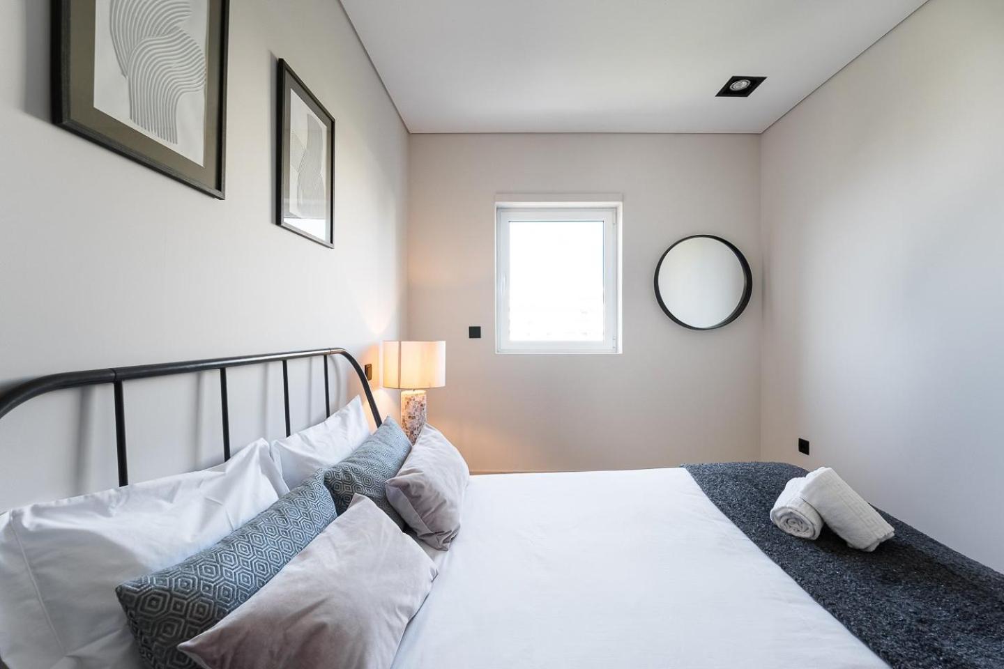 Guestready - Quental Wallpaper Near Marques Square Porto Bagian luar foto