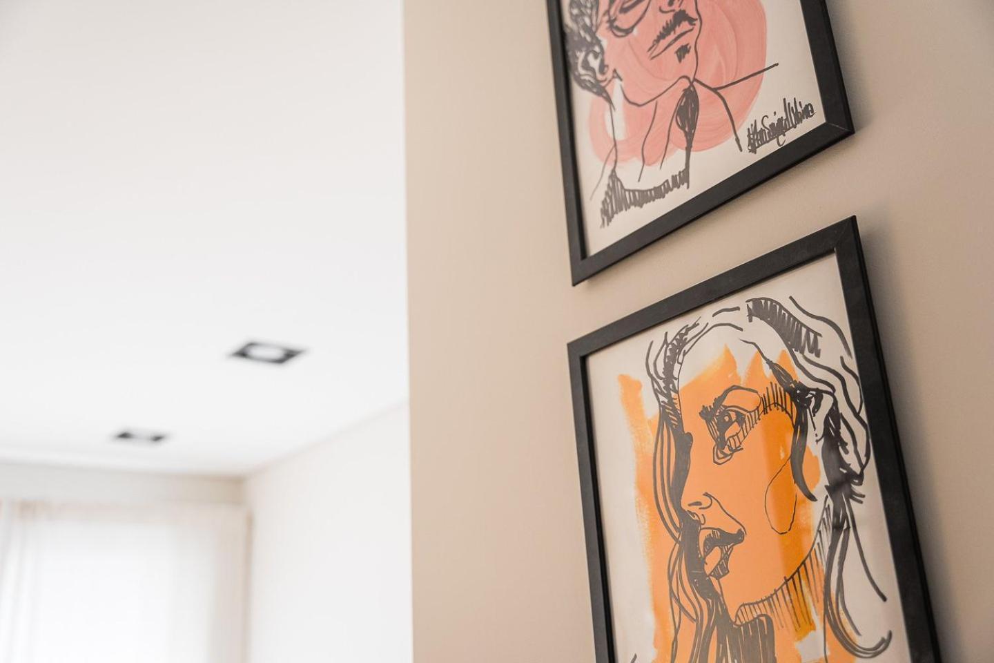 Guestready - Quental Wallpaper Near Marques Square Porto Bagian luar foto