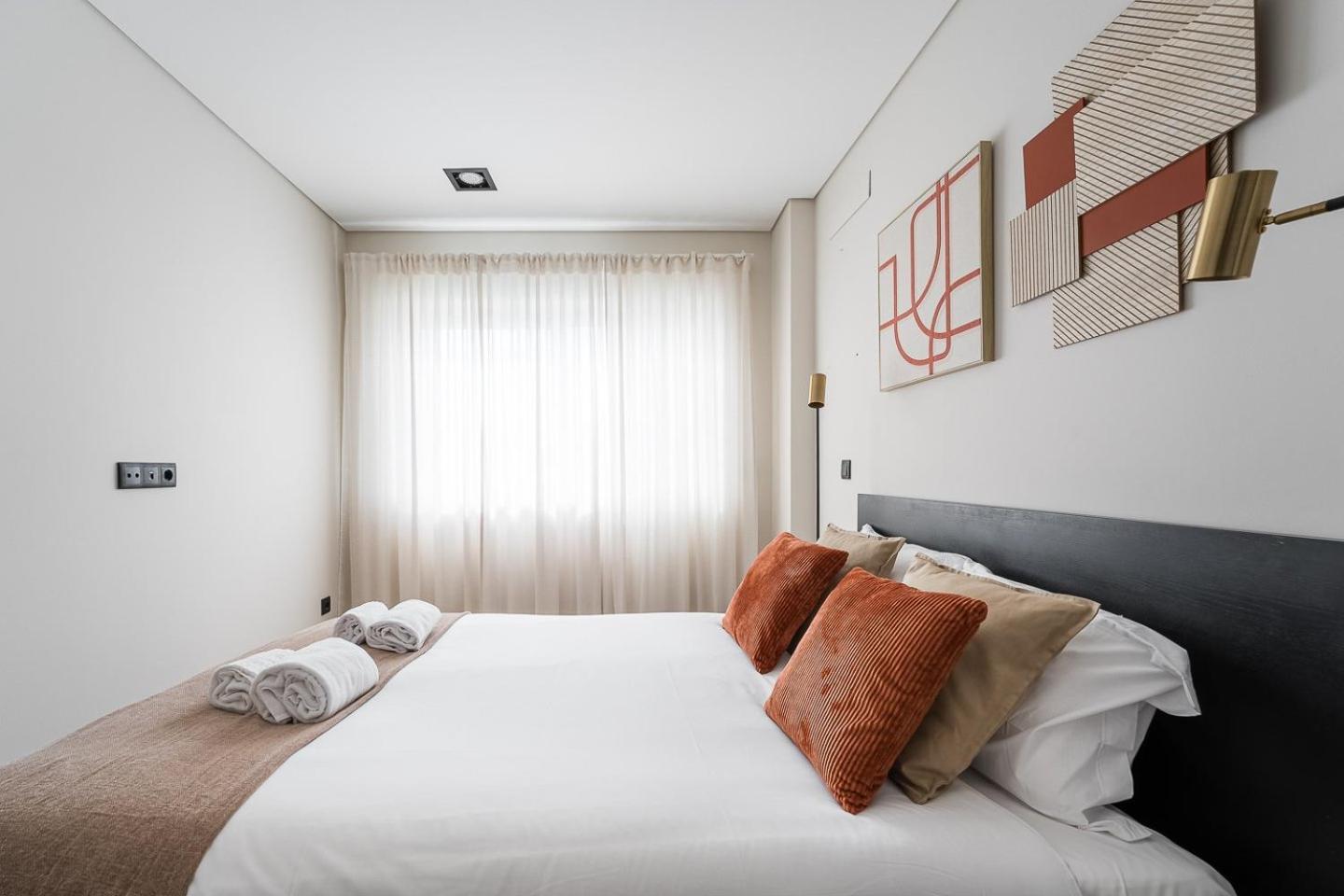 Guestready - Quental Wallpaper Near Marques Square Porto Bagian luar foto