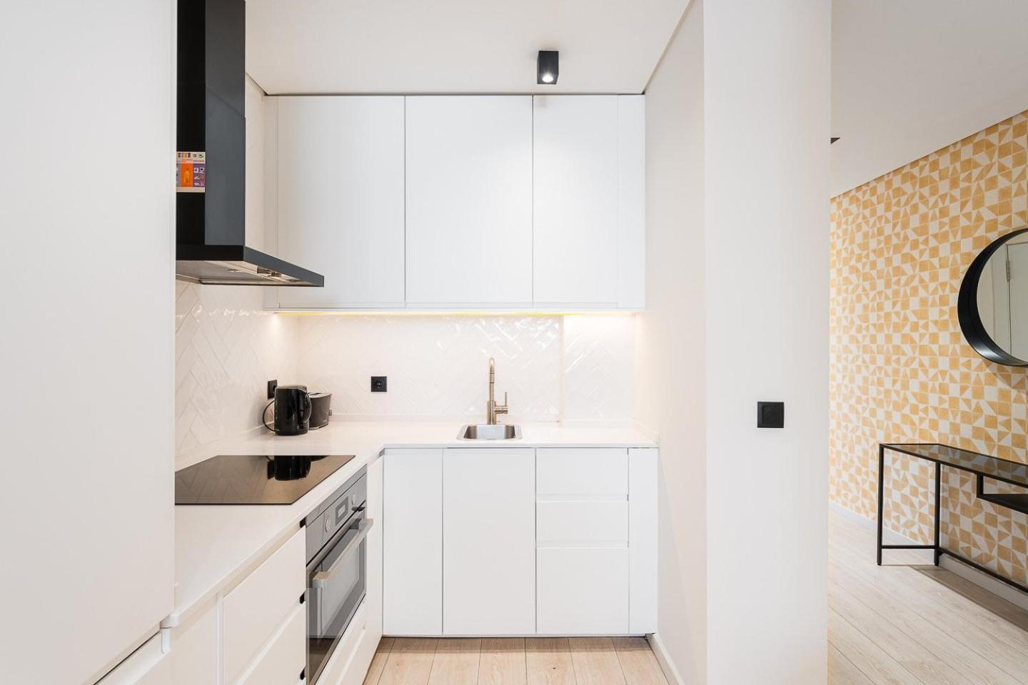 Guestready - Quental Wallpaper Near Marques Square Porto Bagian luar foto