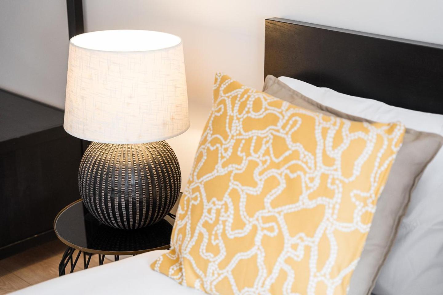 Guestready - Quental Wallpaper Near Marques Square Porto Bagian luar foto