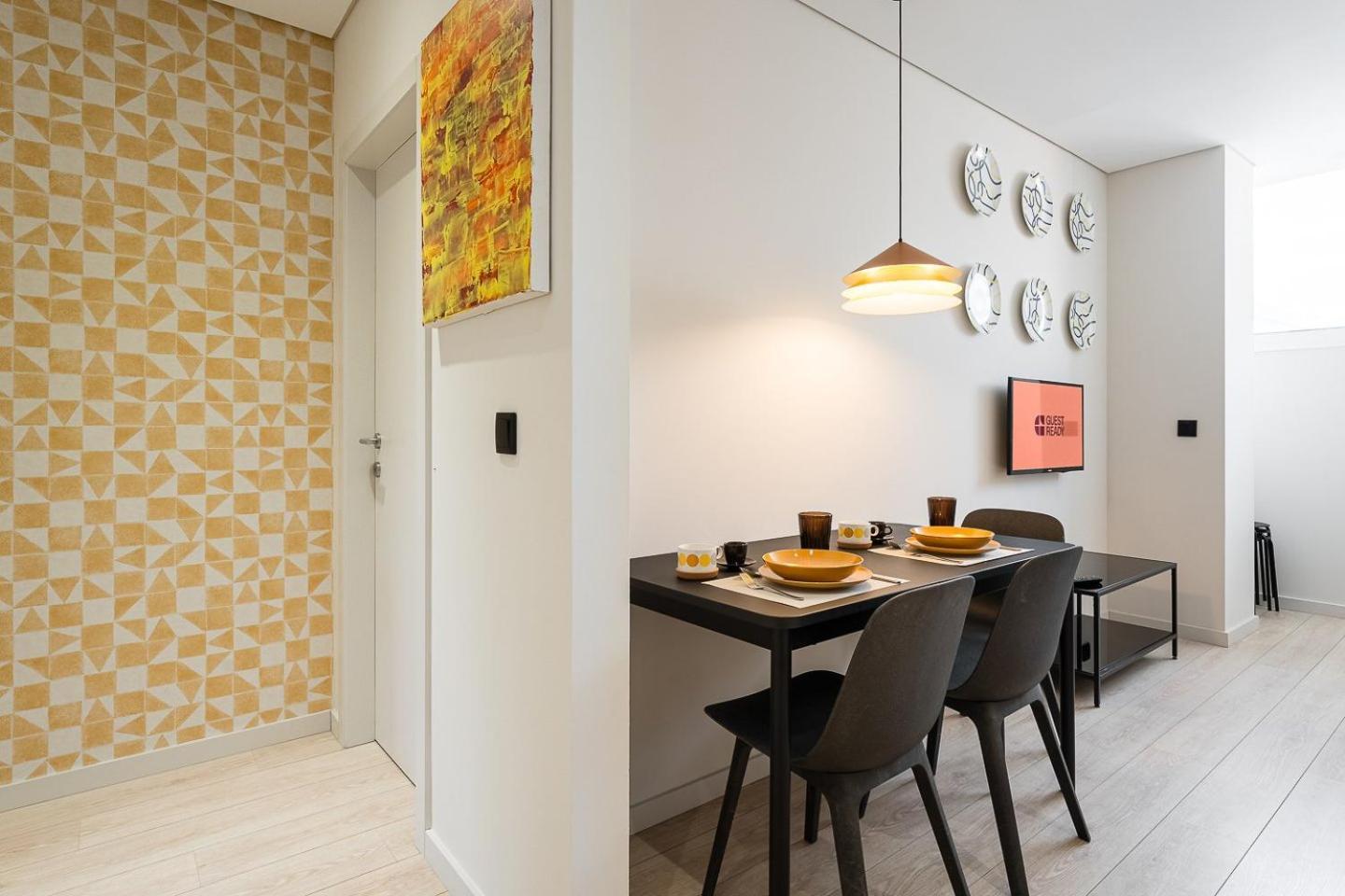 Guestready - Quental Wallpaper Near Marques Square Porto Bagian luar foto